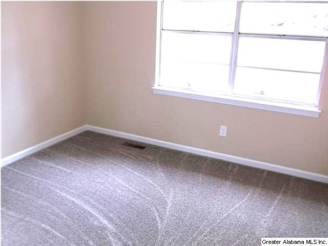 137 Greenridge Road Bessemer, AL 35023 - Photo 15 of 20