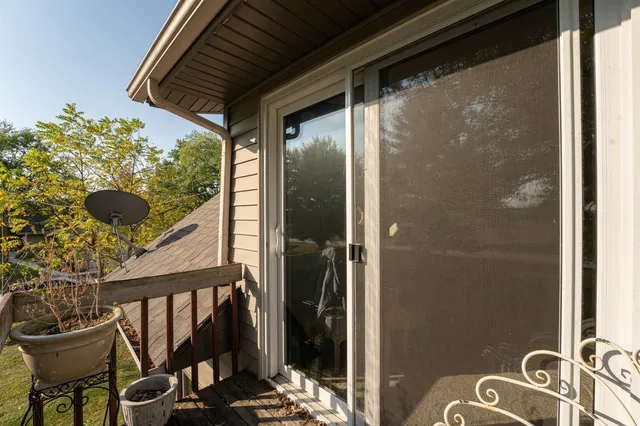 $289,900 | 6155 South Perryville Road, Cherry Valley, IL 61016