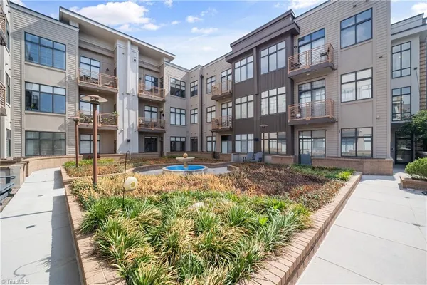 $299,900 | 810 West 4th Street, Unit 209, Winston-Salem, NC 27101
