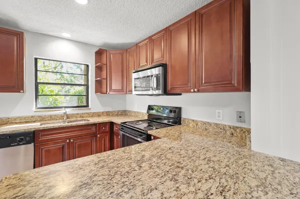 $289,000 | 326 Jupiter Lakes Boulevard, Unit 2314A, Jupiter, FL 33458