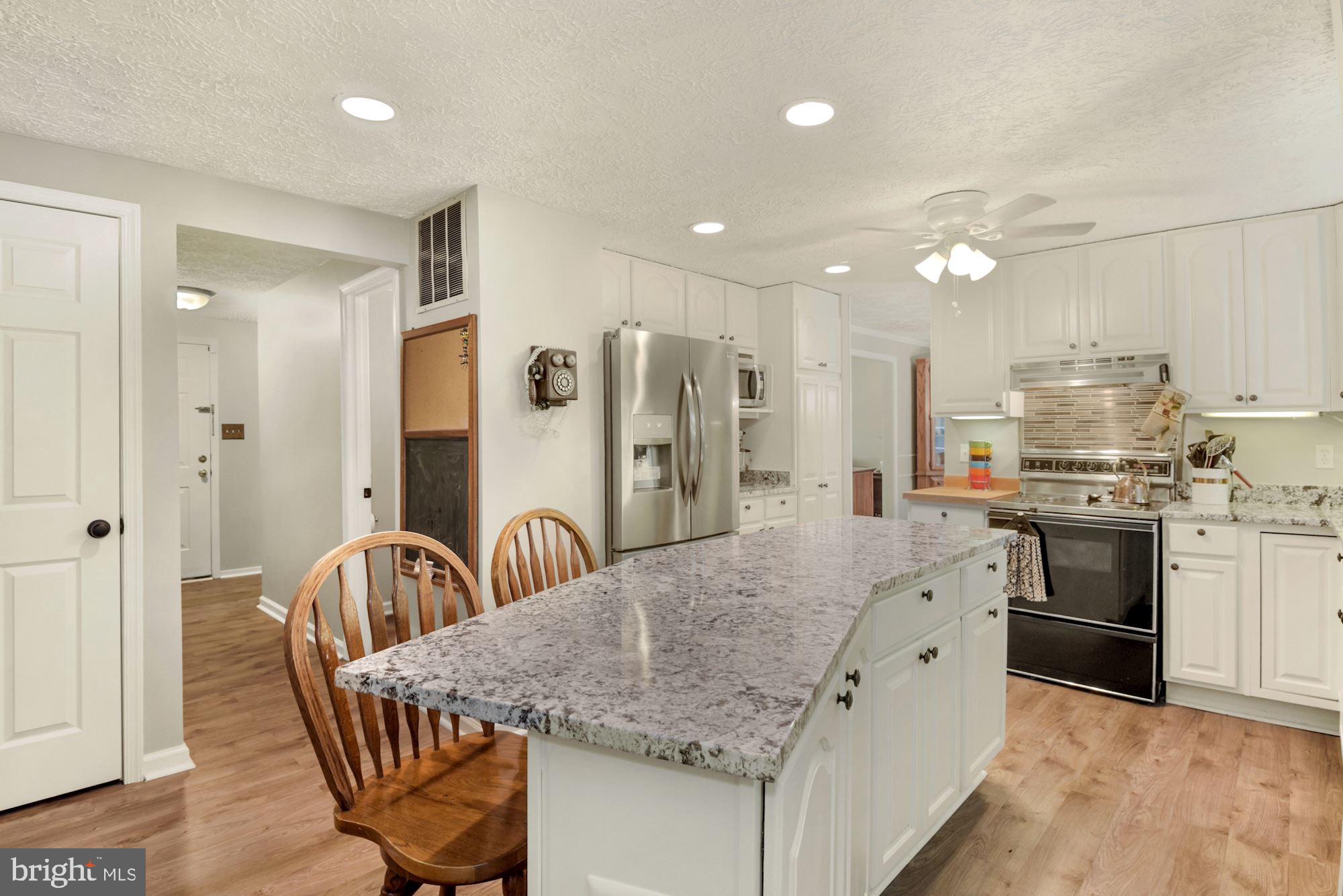 5734 Heming Avenue Springfield, VA 22151 - Photo 3 of 52 Kitchen