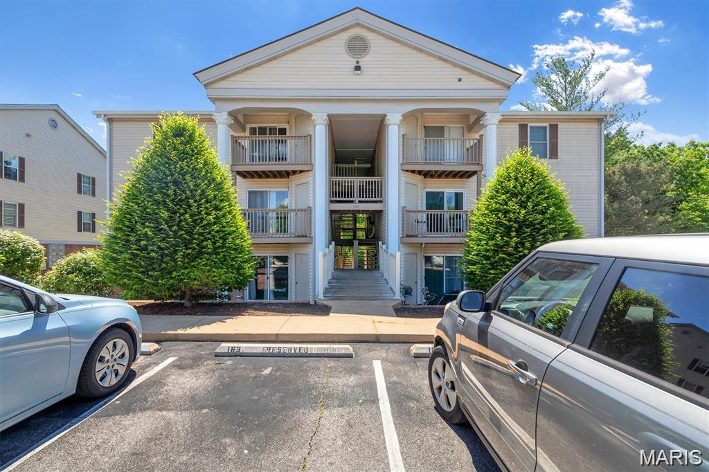 757 Ridgeside Drive, Unit B Ballwin, MO 63021 - Photo 1 of 27