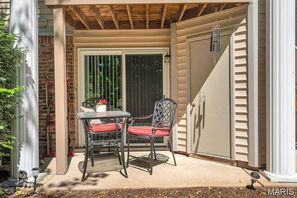 757 Ridgeside Drive, Unit B Ballwin, MO 63021 - Photo 17 of 27