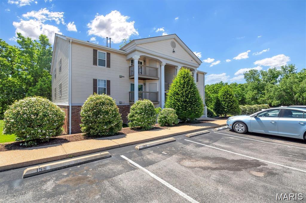 757 Ridgeside Drive, Unit B Ballwin, MO 63021 - Photo 21 of 27