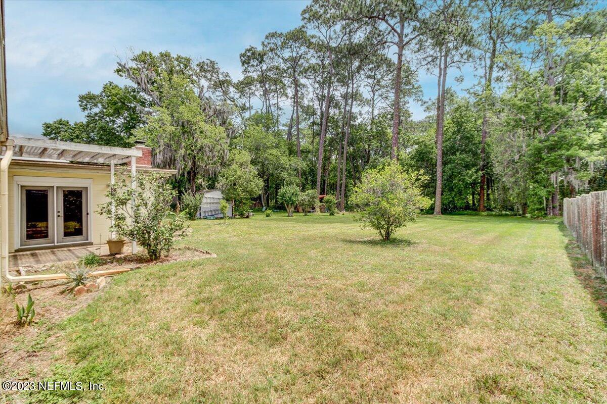 807 Nightingale Road Jacksonville, FL 32216 - Photo 23 of 27 23-Back Patio & Yard
