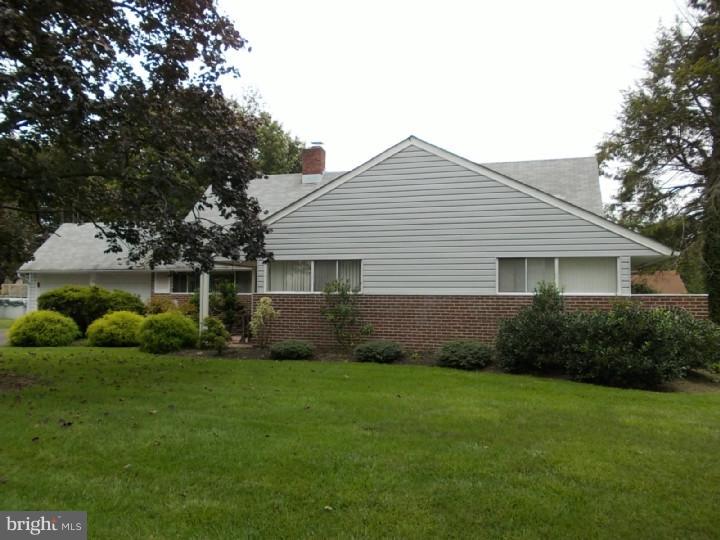 23 Rust Hill Road Levittown, PA 19056 - Photo 3 of 24 Exterior Front