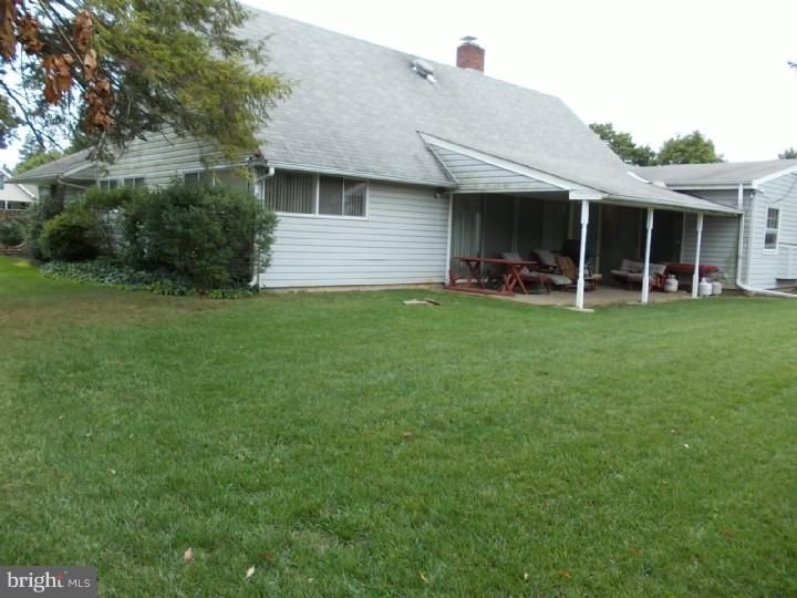 23 Rust Hill Road Levittown, PA 19056 - Photo 23 of 24 Back Yard