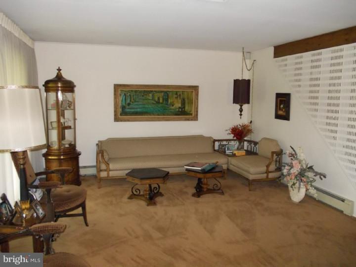 23 Rust Hill Road Levittown, PA 19056 - Photo 10 of 24 Living Room