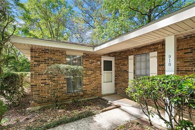 910 West 11th Avenue Covington, LA 70433 - Photo 1 of 12