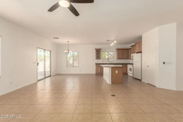 $2,100 | 4170 East Winged Foot Place, Chandler, AZ 85249