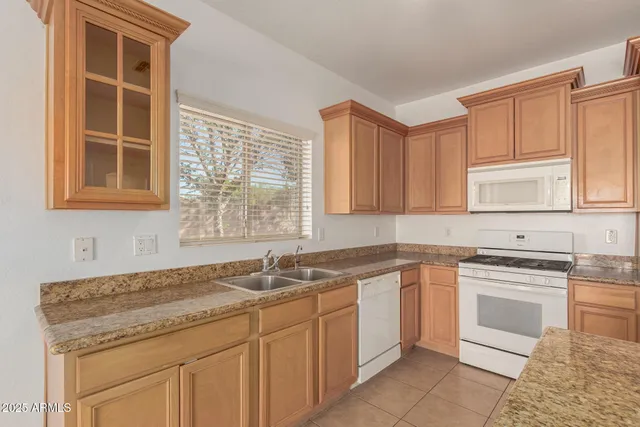 $2,100 | 4170 East Winged Foot Place, Chandler, AZ 85249