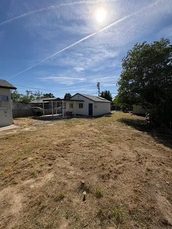 $458,500 | 507 I Street, Sanger, CA 93657