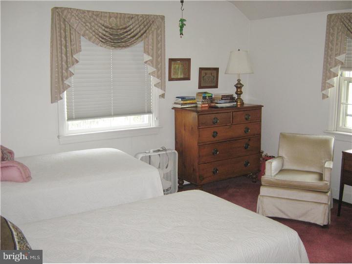 6154 Parkside Road Flourtown, PA 19031 - Photo 14 of 20 Bedroom