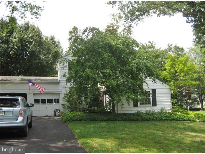 6154 Parkside Road Flourtown, PA 19031 - Photo 19 of 20 Exterior Side