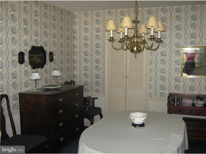 6154 Parkside Road Flourtown, PA 19031 - Photo 6 of 20 Dining Room
