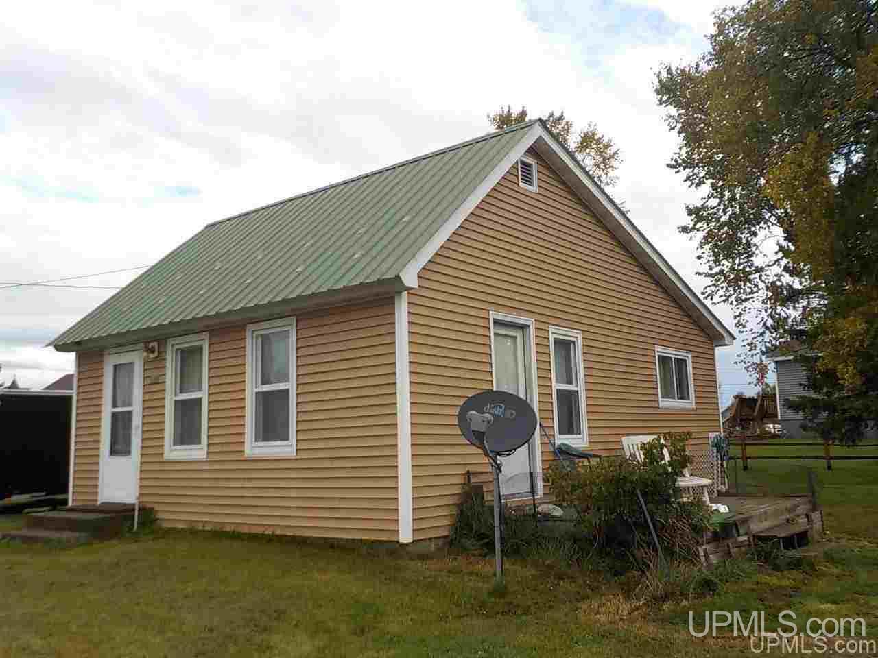 105 Park City Road Amasa, MI 49903 - Photo 18 of 33