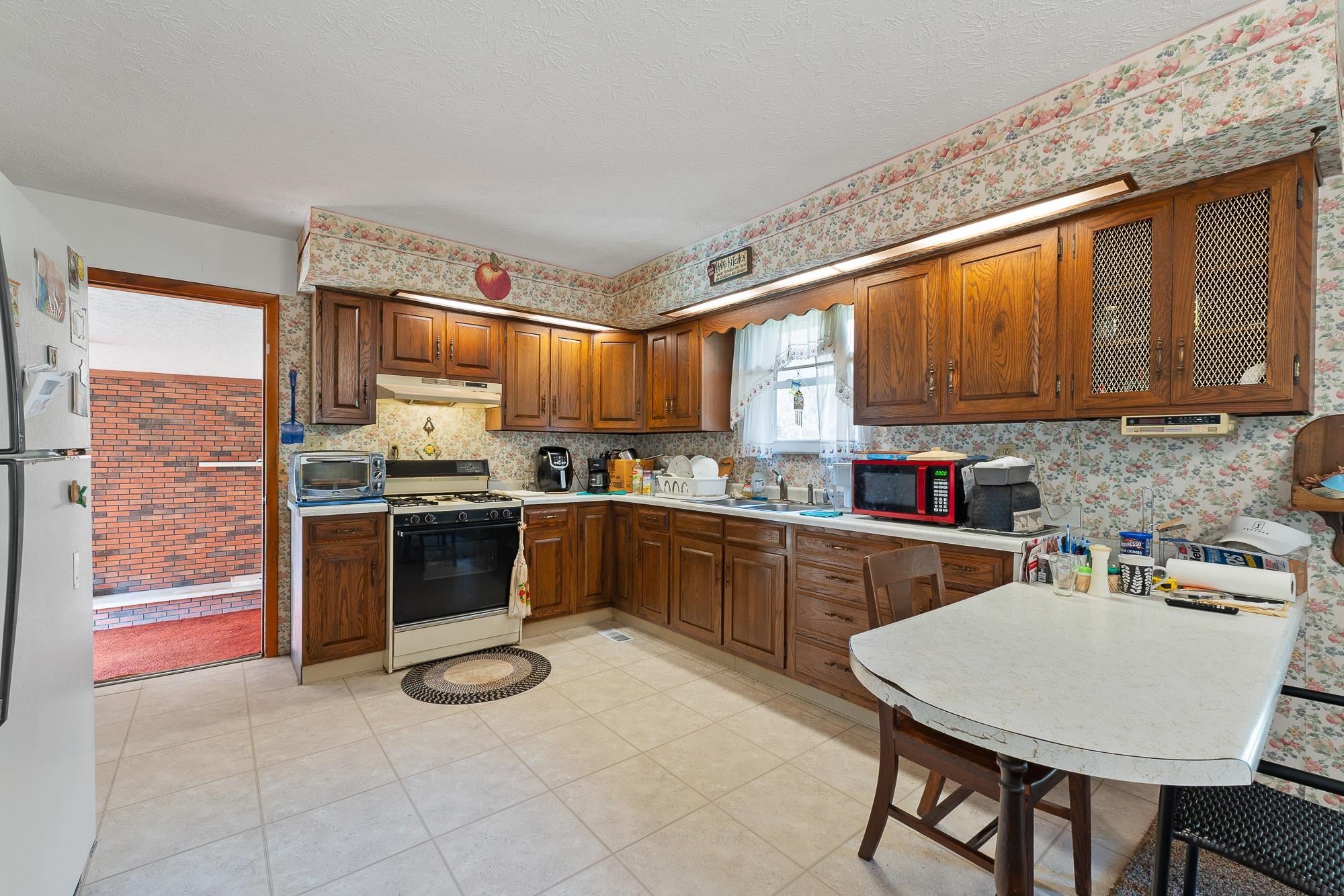 138 Rabbit Run Lane Huntington, WV 25702 - Photo 7 of 32 Gallery Image 7