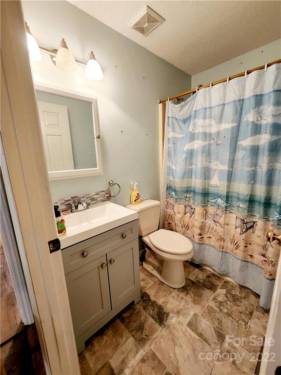 203 Clover Church Road Granite Falls, NC 28630 - Photo 8 of 16 Gallery Image 8