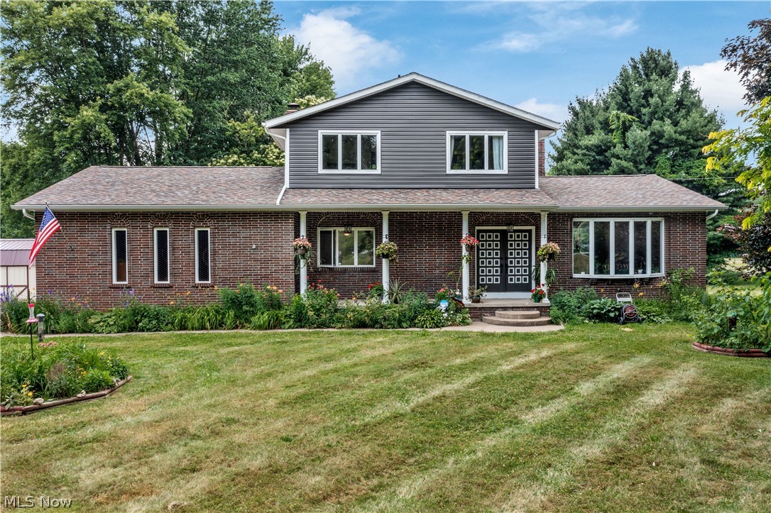 8288 South Cleveland Massillon Road Clinton, OH 44216 - Photo 1 of 28