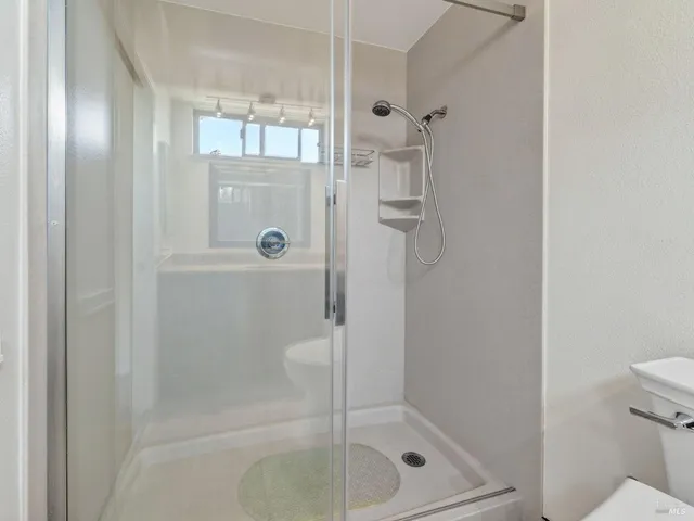 $579,900 | 7153 Oak Leaf Drive, Santa Rosa, CA 95409