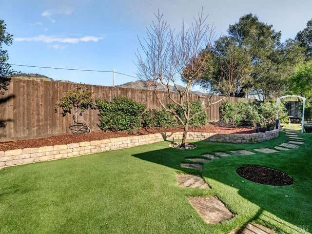 $579,900 | 7153 Oak Leaf Drive, Santa Rosa, CA 95409