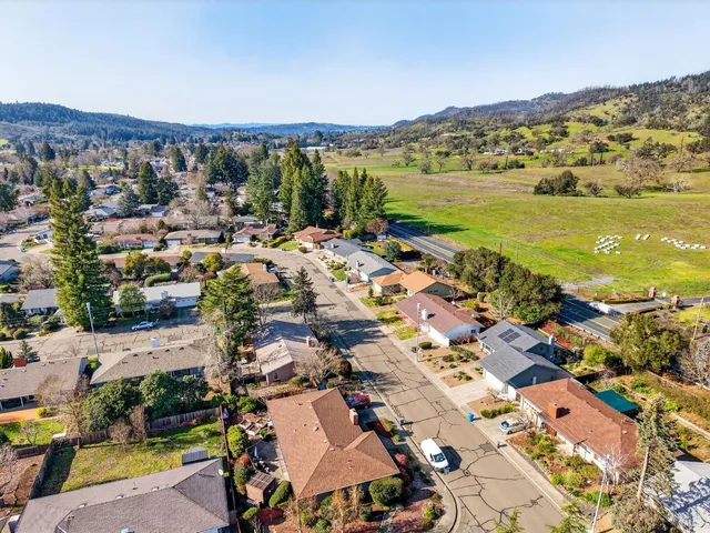 $579,900 | 7153 Oak Leaf Drive, Santa Rosa, CA 95409