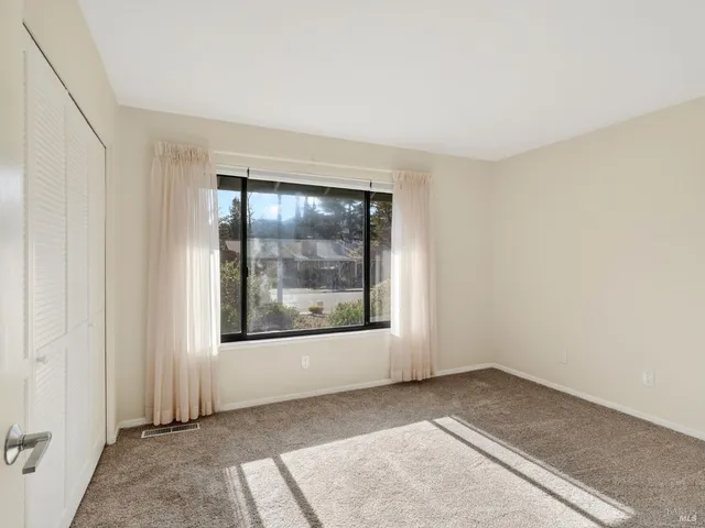 $579,900 | 7153 Oak Leaf Drive, Santa Rosa, CA 95409