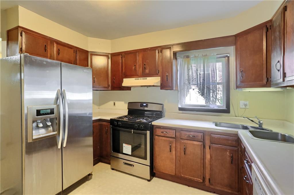 1550 Glenn Way McKees Rocks, PA 15136 - Photo 19 of 30