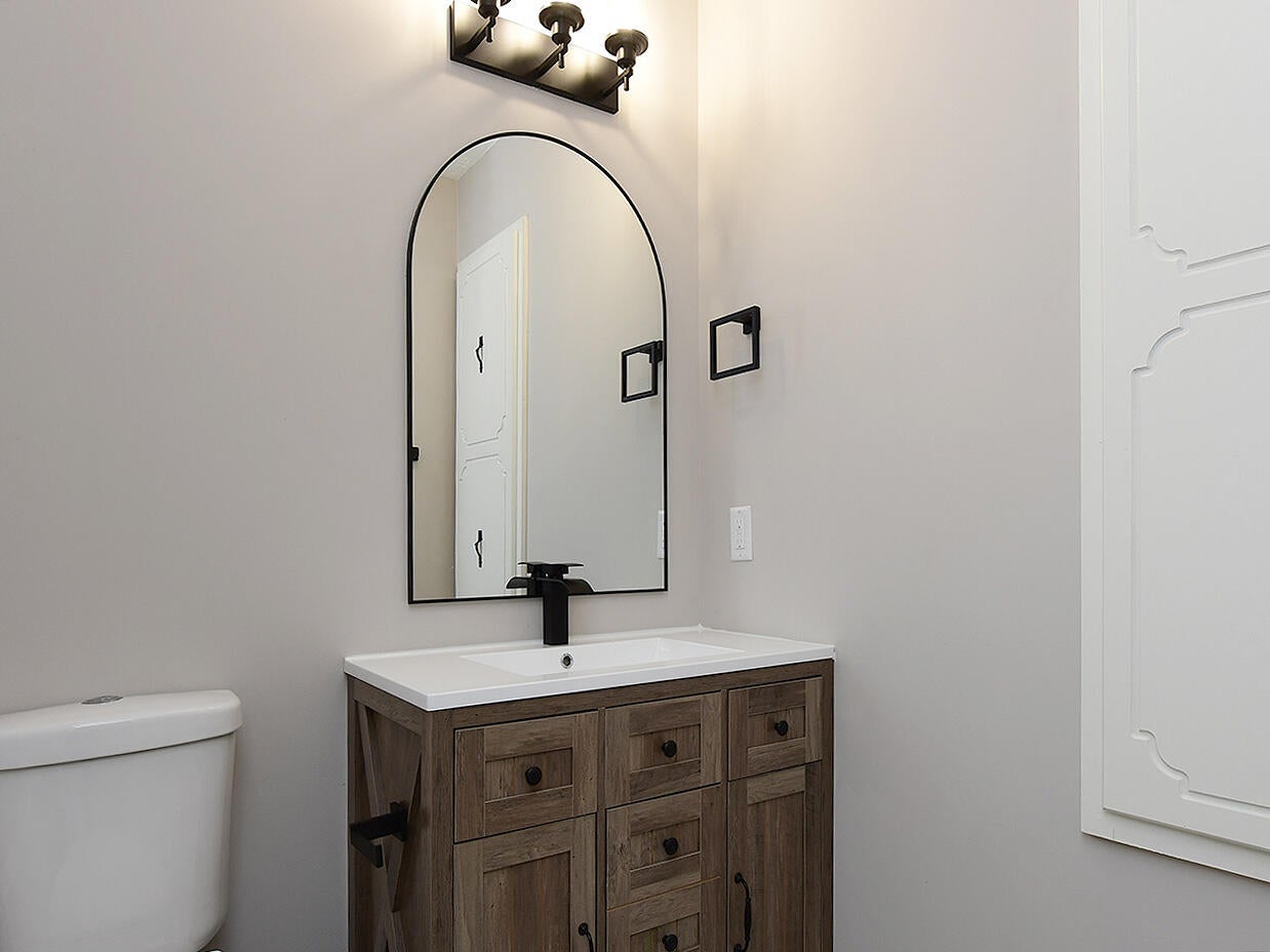 22934 Linden Road West, Unit WEST Crescent, IA 51526 - Photo 26 of 54 Gallery Image 26