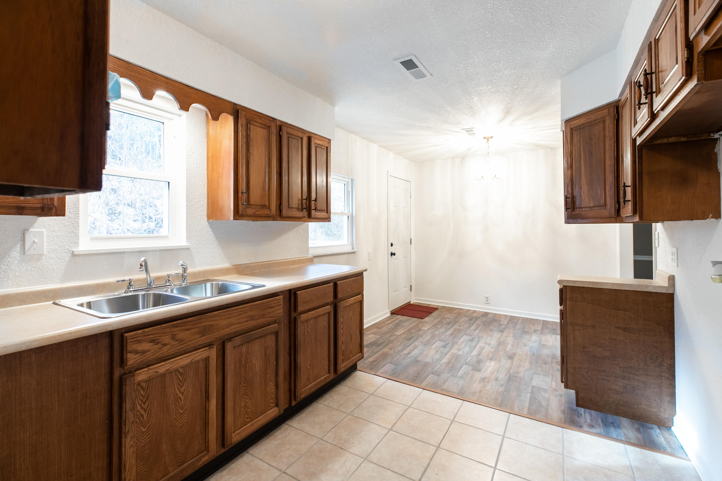670 Bethlehem Road La Follette, TN 37766 - Photo 14 of 28 670 Bethlehem Road-11