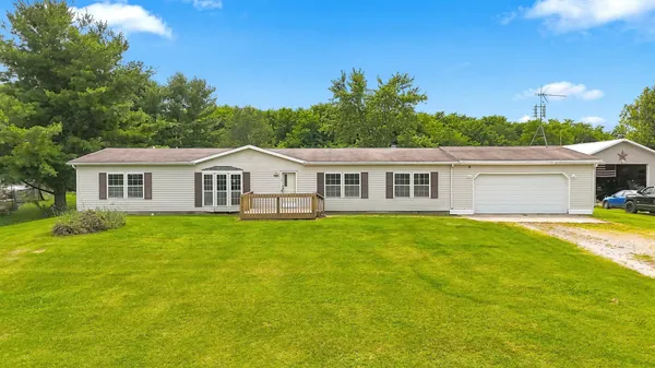 $215,000 | 3425 West Loon Lake Road, Angola, IN 46703