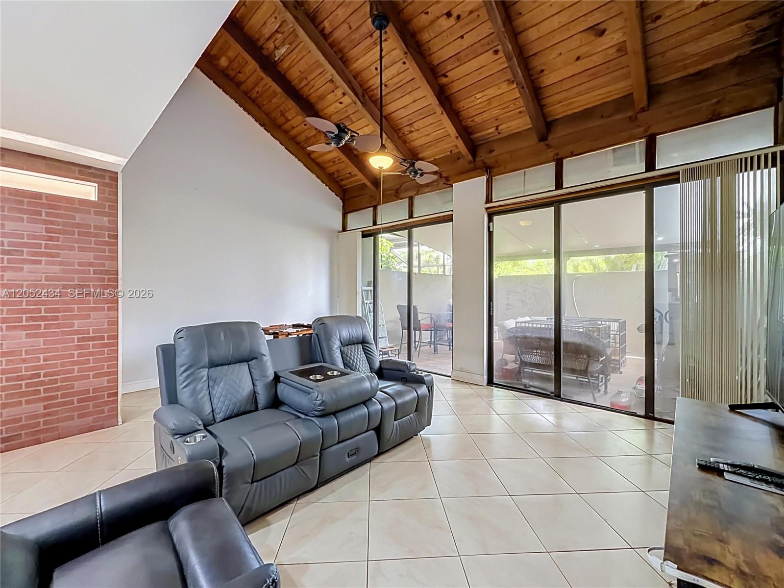 1110 West Fairway Road Pembroke Pines, FL 33026 - Photo 31 of 86