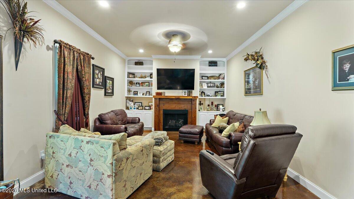 1907 Robinson Road Canton, MS 39046 - Photo 6 of 41 04-IMG_4257