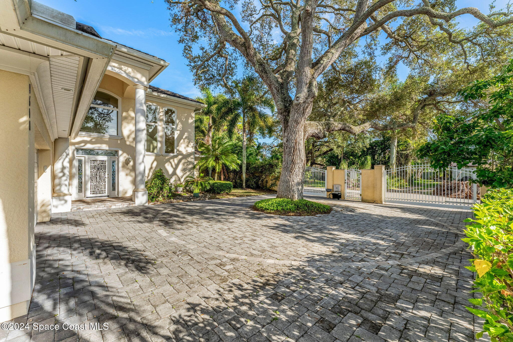 1600 Elm Drive West Melbourne, FL 32935 - Photo 77 of 79 a view of a out door space area