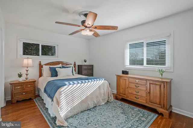 $625,000 | 98 South Iris Street, Alexandria, VA 22304