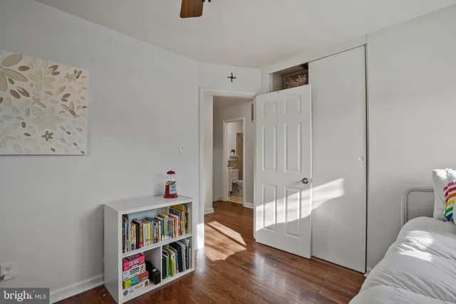 $625,000 | 98 South Iris Street, Alexandria, VA 22304