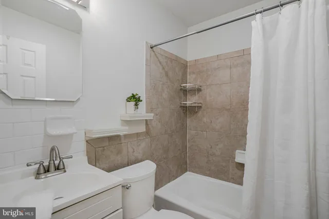 $625,000 | 98 South Iris Street, Alexandria, VA 22304