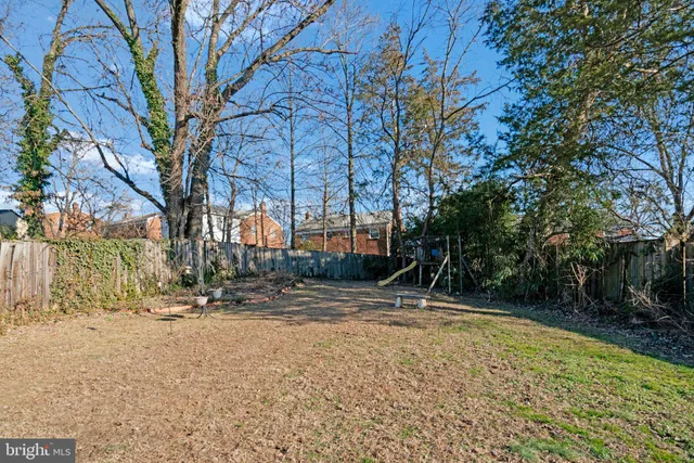 $625,000 | 98 South Iris Street, Alexandria, VA 22304