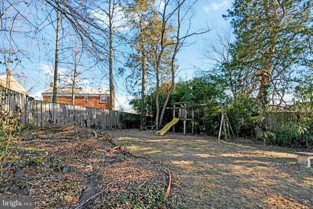 $625,000 | 98 South Iris Street, Alexandria, VA 22304