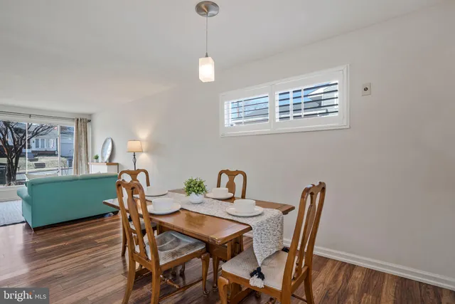 $625,000 | 98 South Iris Street, Alexandria, VA 22304