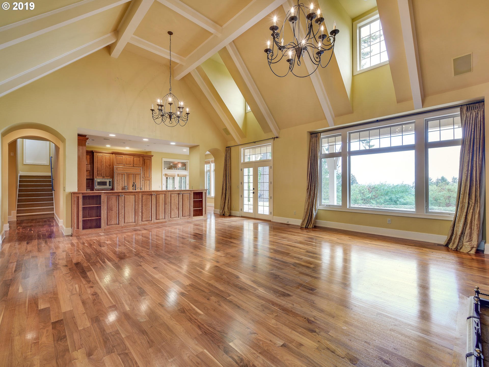 4271 Southeast Augusta Way Gresham, OR 97080 - Photo 2 of 32