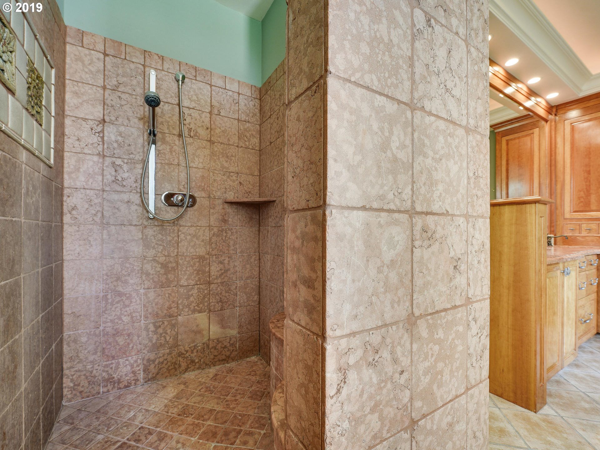 4271 Southeast Augusta Way Gresham, OR 97080 - Photo 13 of 32