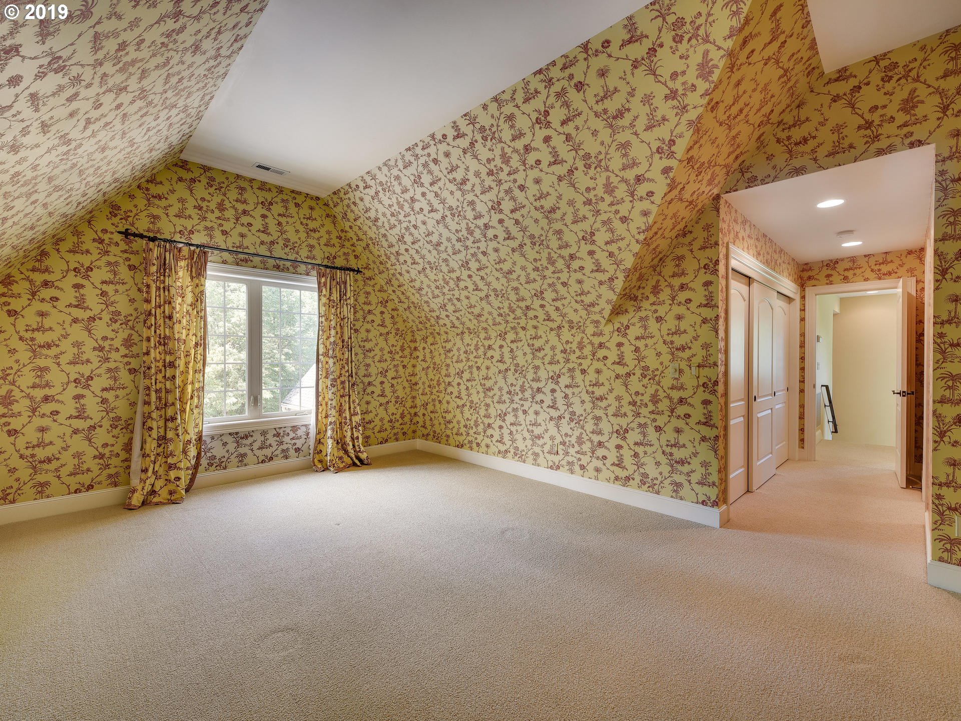 4271 Southeast Augusta Way Gresham, OR 97080 - Photo 18 of 32