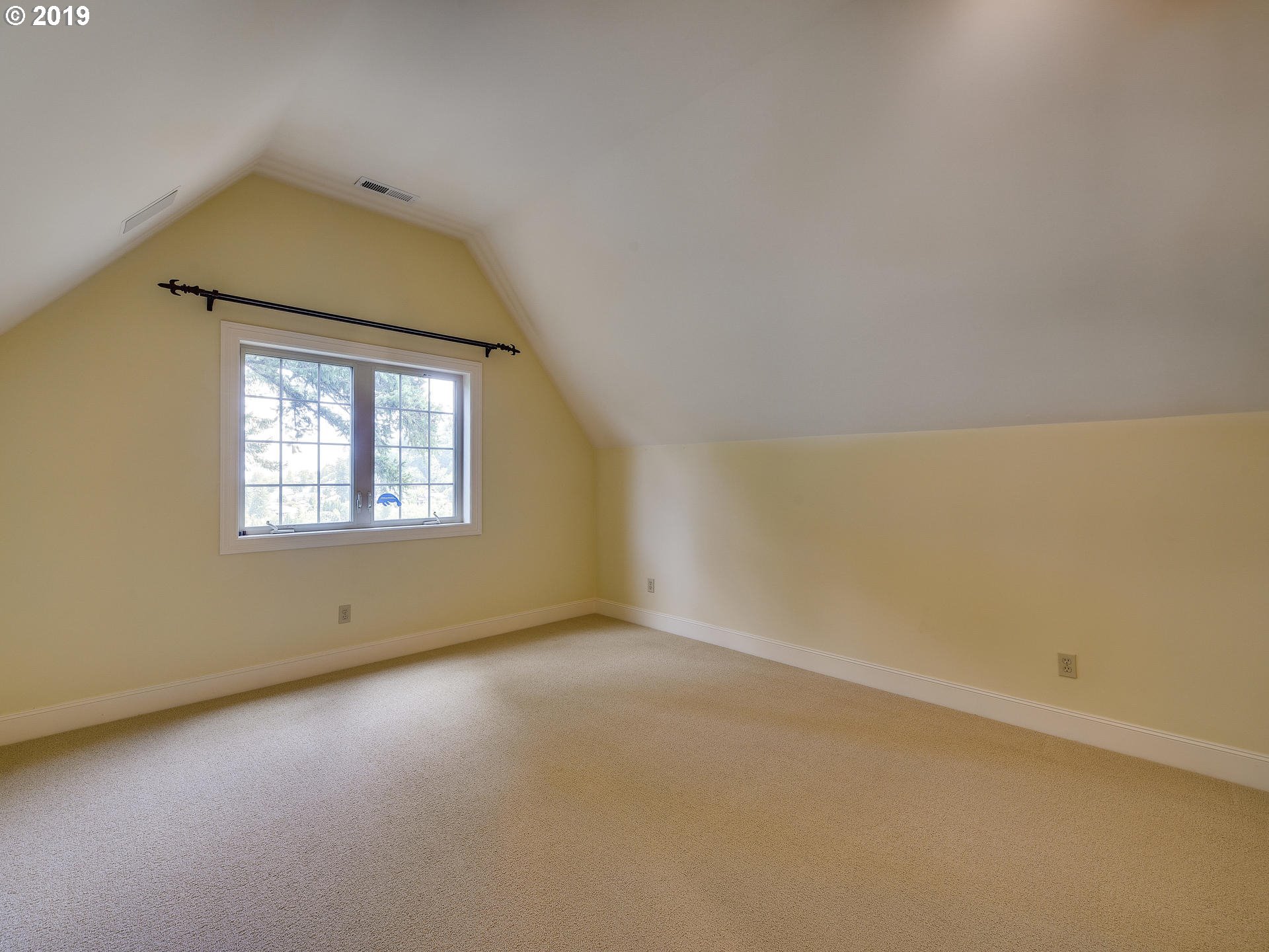 4271 Southeast Augusta Way Gresham, OR 97080 - Photo 21 of 32