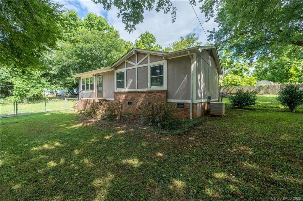 277 River Loop Road Belmont, NC 28012 - Photo 3 of 30 Gallery Image 3