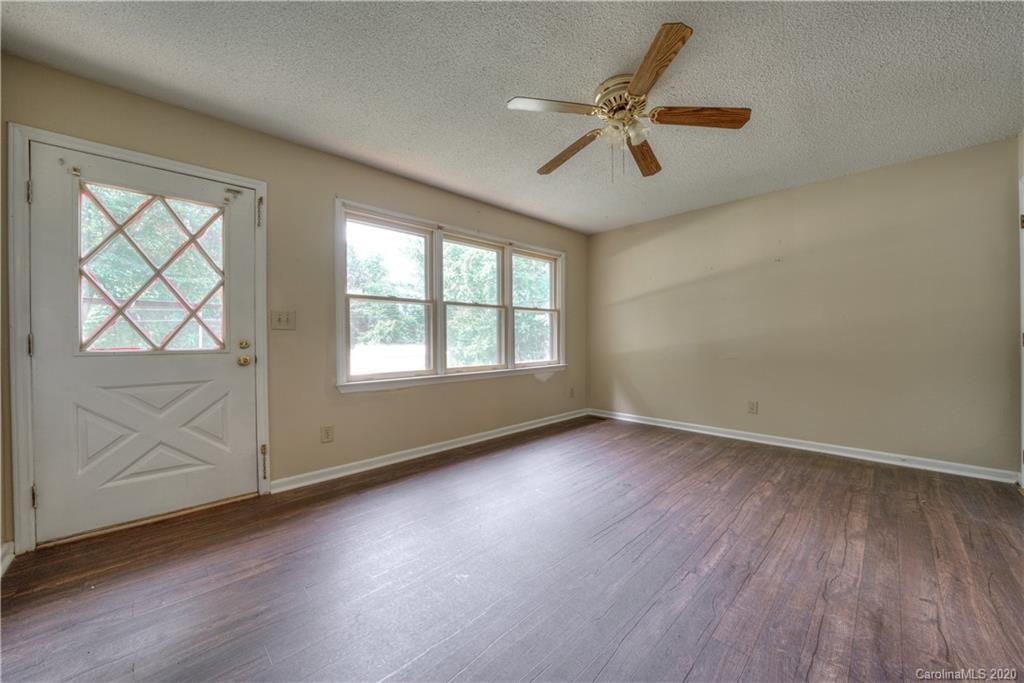 277 River Loop Road Belmont, NC 28012 - Photo 4 of 30 Gallery Image 4