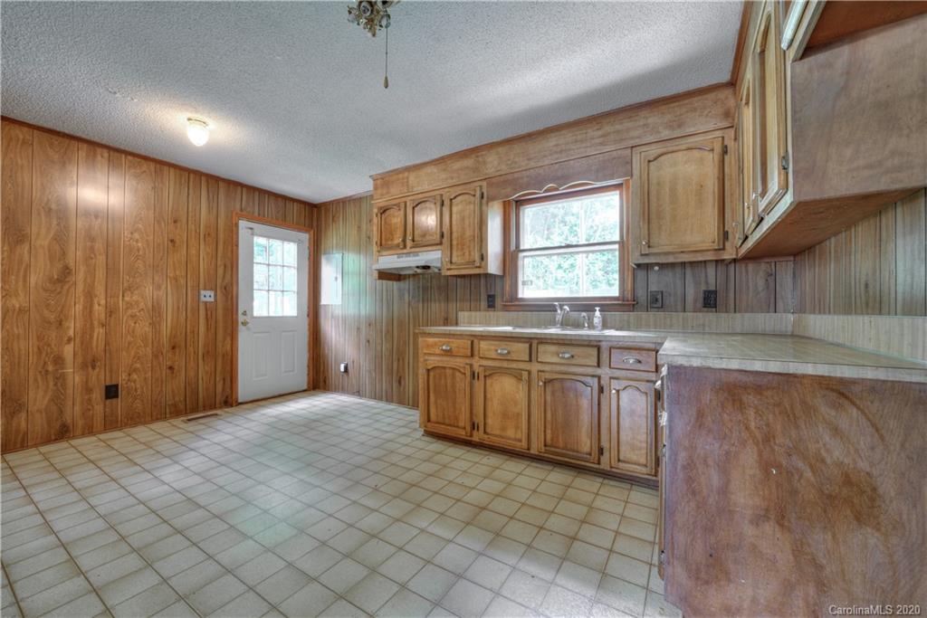 277 River Loop Road Belmont, NC 28012 - Photo 9 of 30 Gallery Image 9