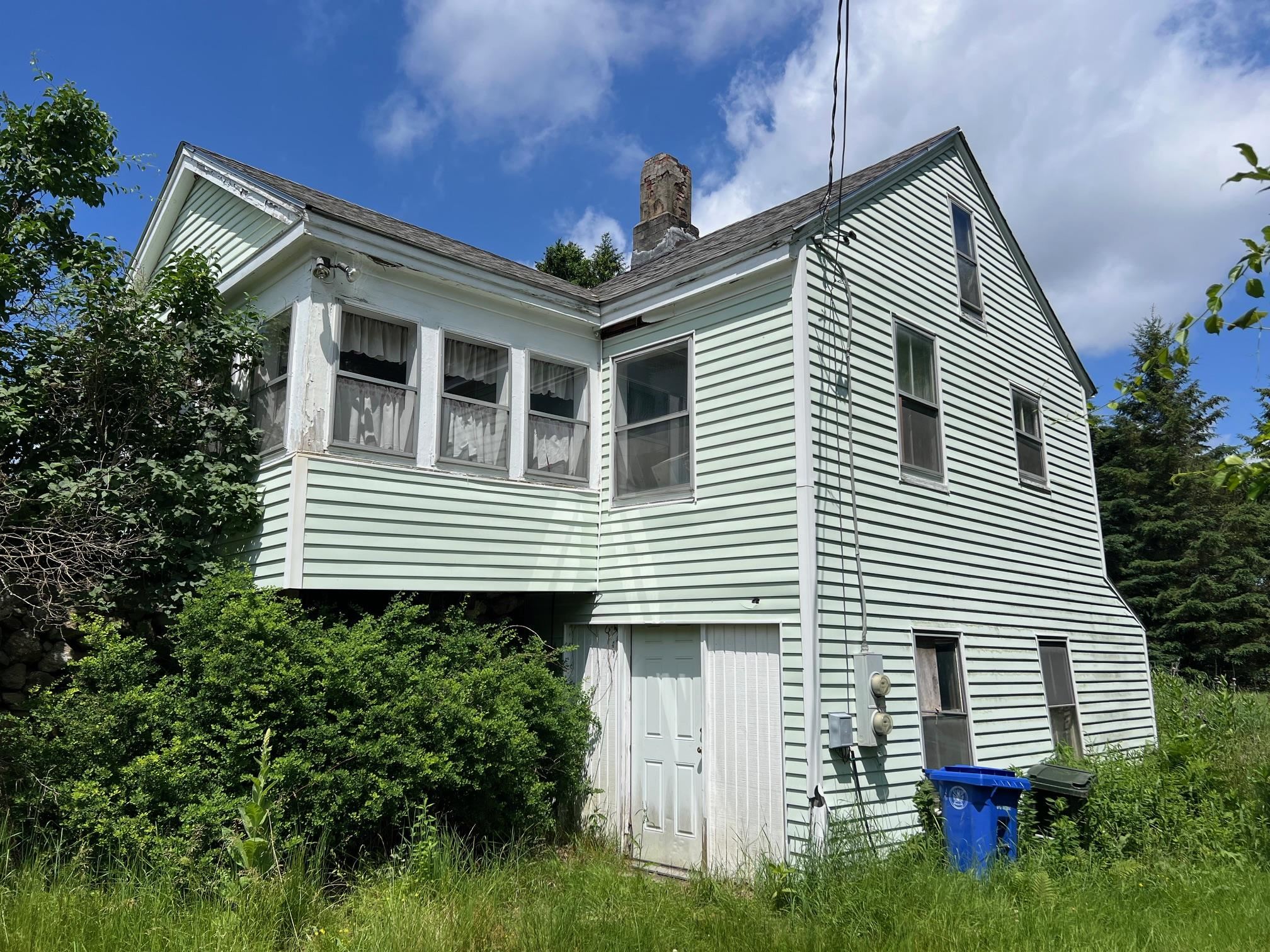 3 Bancroft Road Londonderry, NH 03053 - Photo 3 of 15 Gallery Image 3