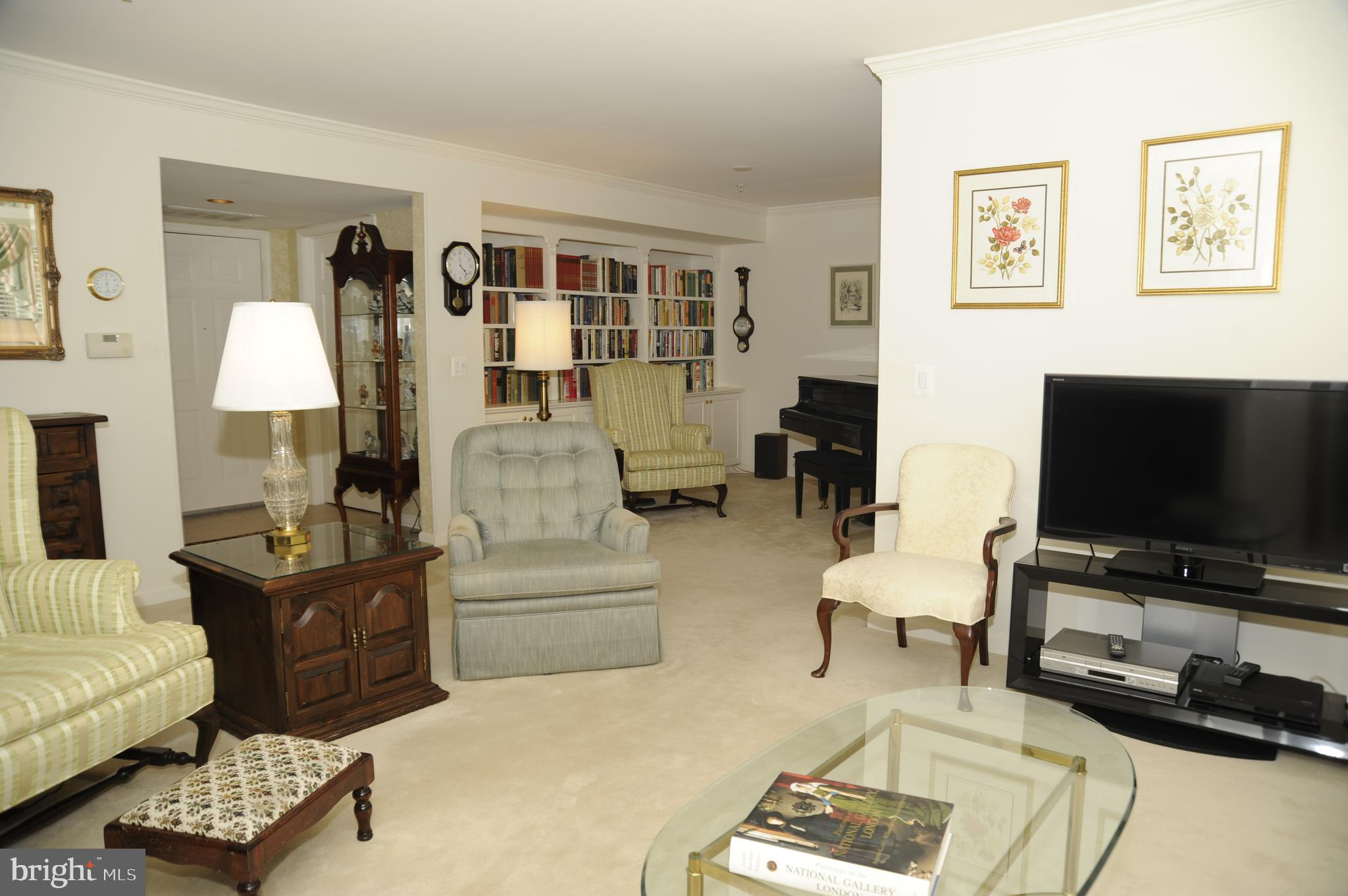 12330 Rosslare Ridge Road, Unit 408 Lutherville-Timonium, MD 21093 - Photo 11 of 35 View of dining room from living room