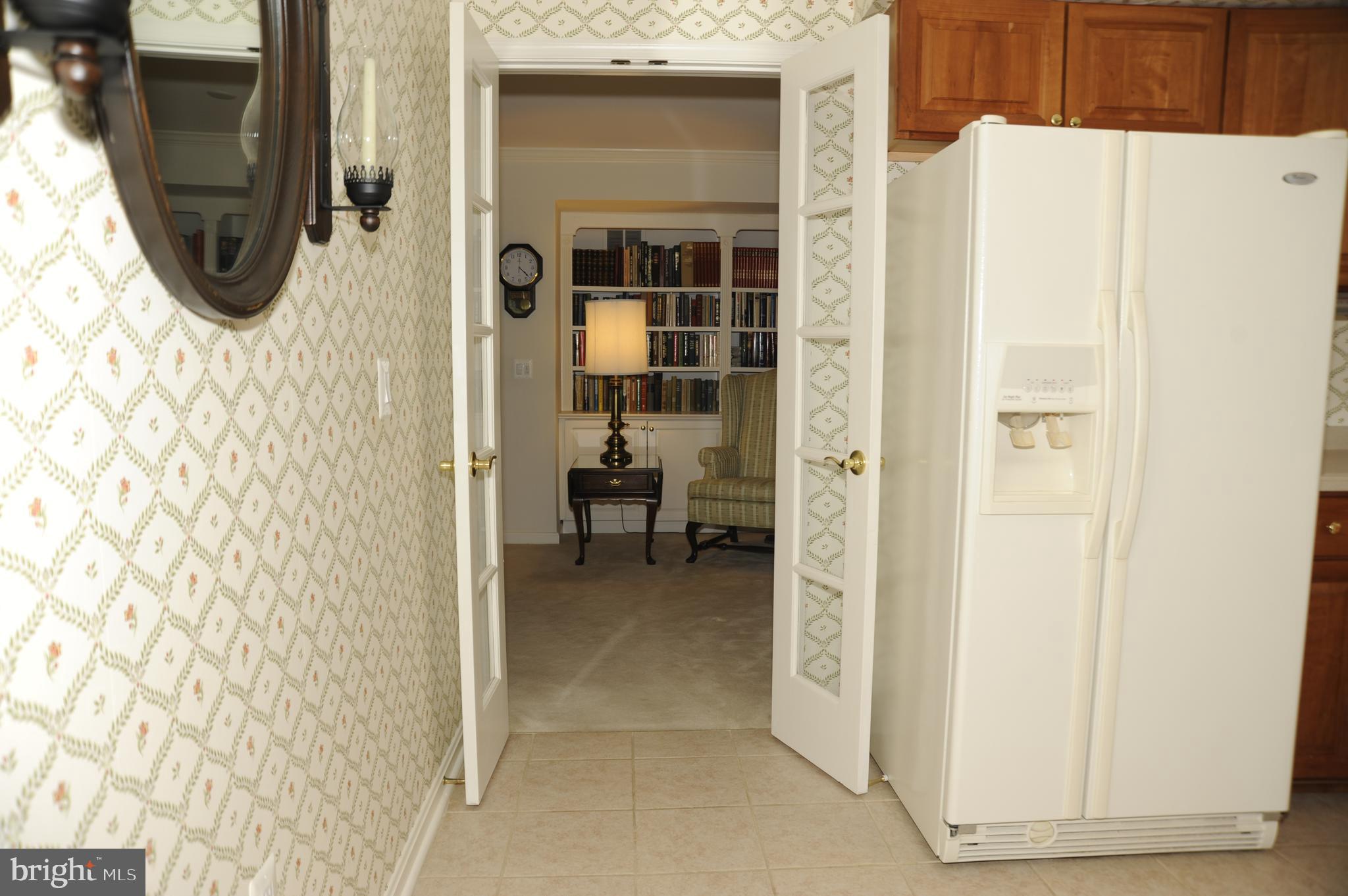 12330 Rosslare Ridge Road, Unit 408 Lutherville-Timonium, MD 21093 - Photo 19 of 35 Glass doors into kitchen